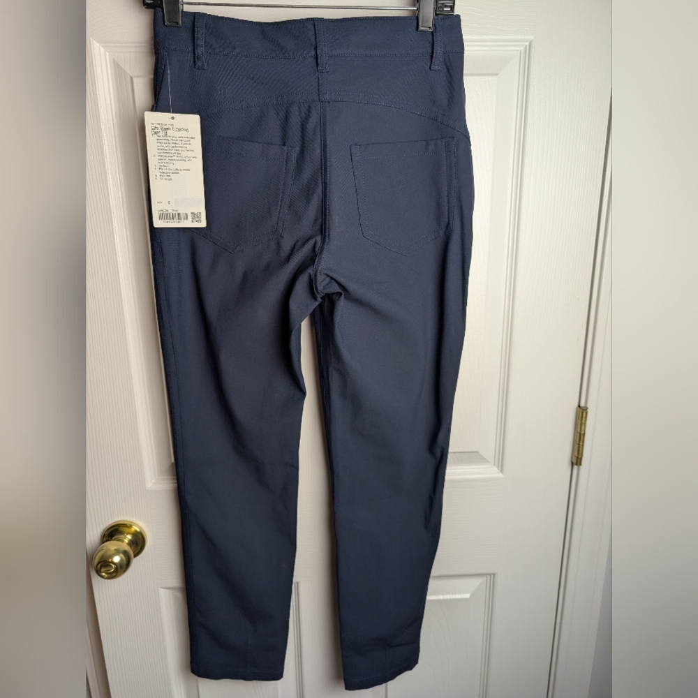 Lululemon Navy Straight Leg City Sleek 5 Pocket Wide-Leg Pant sz 6 fits like a 4 - Picture 12 of 13